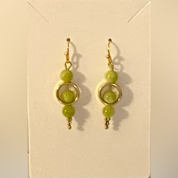 NEW Genuine Peridot Crystal Earrings - August birthstone - Picture 2 of 2